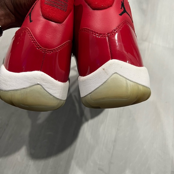 Size 11 - Jordan 11 Retro Win Like '96 *GOOD CONDITION * - Picture 8 of 10